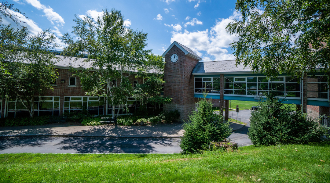 Photo of Lake George High School in Lake George, NY